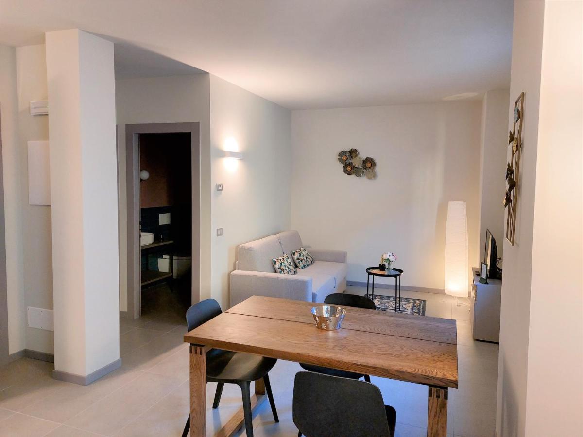 The 6 Apartments Rimini Exterior photo