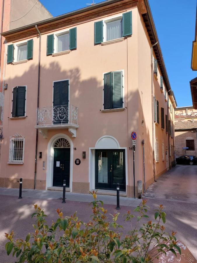 The 6 Apartments Rimini Exterior photo